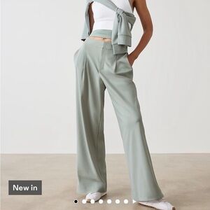 Athleta Pinnacle Trouser Pant-size 12